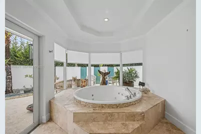 8600 SW 162nd St, Palmetto Bay, FL 33157 - Photo 7