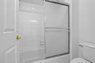 1303 NW 167th Ave, Pembroke Pines, FL 33028 - Photo 29