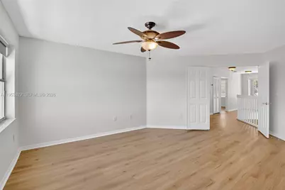 1303 NW 167th Ave, Pembroke Pines, FL 33028 - Photo 19