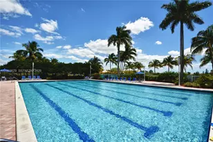 1303 NW 167th Ave, Pembroke Pines, FL 33028 - Photo 67