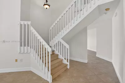 1303 NW 167th Ave, Pembroke Pines, FL 33028 - Photo 13
