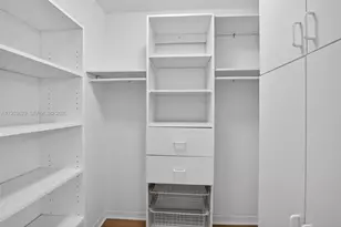 1303 NW 167th Ave, Pembroke Pines, FL 33028 - Photo 27