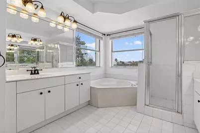 1303 NW 167th Ave, Pembroke Pines, FL 33028 - Photo 7