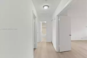 181 Wimbledon Lake Dr, Plantation, FL 33324 - Photo 15