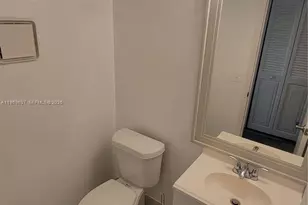 272 Mansfield G, Boca Raton, FL 33434 - Photo 5