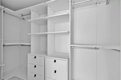 3131 NE 7th Ave #3704, Miami, FL 33137 - Photo 29