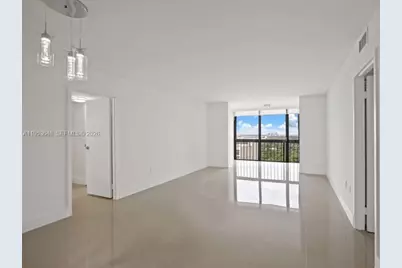 2333 Brickell Ave #2710, Miami, FL 33129 - Photo 11