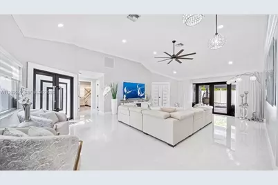 11611 SW 9th Ct, Pembroke Pines, FL 33025 - Photo 9