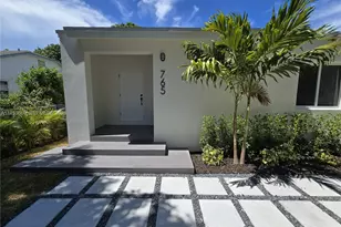 765 NW 45th St, Miami, FL 33127 - Photo 7