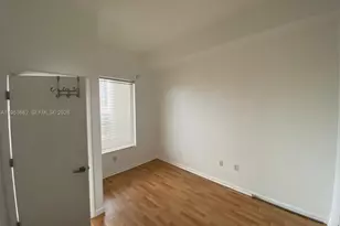 10 SW South River Dr, Miami, FL 33130 - Photo 13