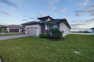 5077 Gambero Wy, Naples, FL 34142 - Photo 3