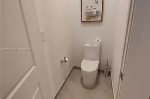 5077 Gambero Wy, Naples, FL 34142 - Photo 17