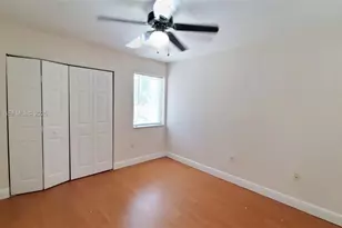 640 NW 79th Ave, Pembroke Pines, FL 33024 - Photo 9