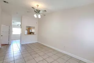 640 NW 79th Ave, Pembroke Pines, FL 33024 - Photo 3