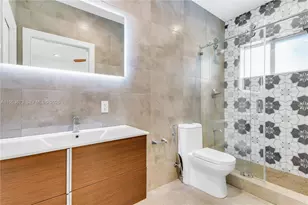 2247 NW 2nd St, Miami, FL 33125 - Photo 17