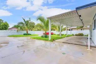 2247 NW 2nd St, Miami, FL 33125 - Photo 5