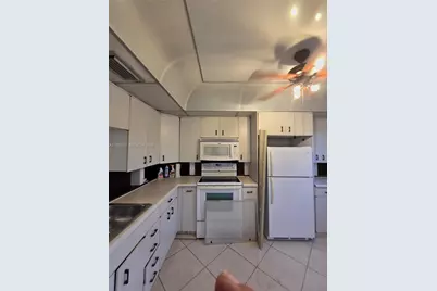 2805 Victoria Way #H2, Coconut Creek, FL 33066 - Photo 9