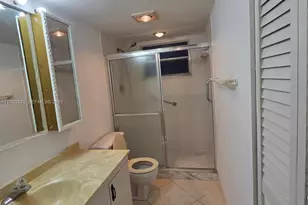 2805 Victoria Way, Coconut Creek, FL 33066 - Photo 17