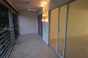 2805 Victoria Way, Coconut Creek, FL 33066 - Photo 13