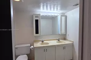 2805 Victoria Way, Coconut Creek, FL 33066 - Photo 15