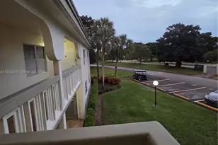 2805 Victoria Way, Coconut Creek, FL 33066 - Photo 19