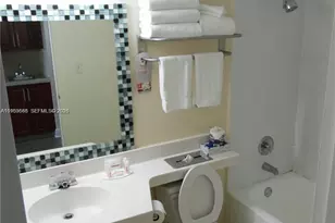 19201 Collins Ave, Sunny Isles Beach, FL 33160 - Photo 5