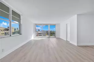 9500 W Bay Harbor Dr, Bay Harbor Islands, FL 33154 - Photo 7