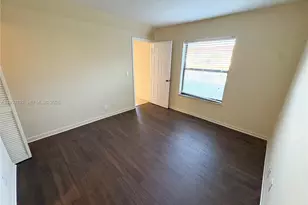 21905 Lake Forest Cir, Boca Raton, FL 33433 - Photo 3