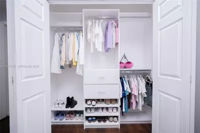 9725 NW 52nd St #215, Doral, FL 33178 - Photo 27