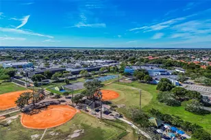 10026 Hammocks Blvd, Miami, FL 33196 - Photo 27