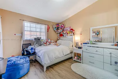 10026 Hammocks Blvd #207-6, Miami, FL 33196 - Photo 19