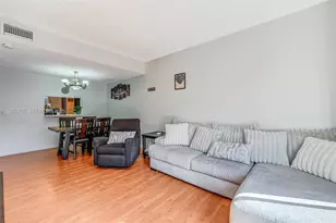 10026 Hammocks Blvd, Miami, FL 33196 - Photo 5