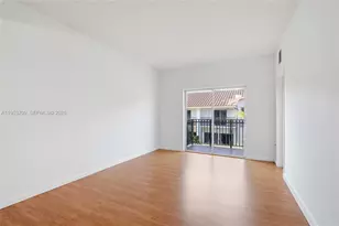 10026 Hammocks Blvd, Miami, FL 33196 - Photo 13