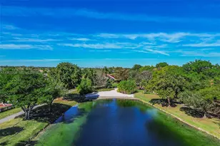 10026 Hammocks Blvd, Miami, FL 33196 - Photo 35