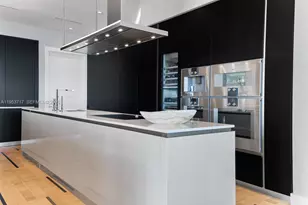 18501 Collins Ave, Sunny Isles Beach, FL 33160 - Photo 35