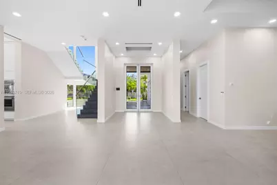 7301 SW 173rd St, Palmetto Bay, FL 33157 - Photo 9