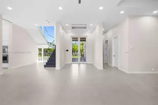 7301 SW 173rd St, Palmetto Bay, FL 33157 - Photo 9