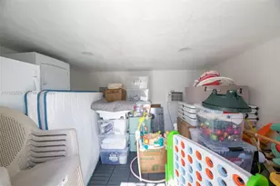 1765 NE 145th St, Miami, FL 33181 - Photo 59