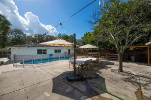 1765 NE 145th St, Miami, FL 33181 - Photo 57