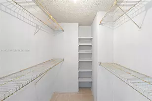 2780 NE 183rd St, Aventura, FL 33160 - Photo 23