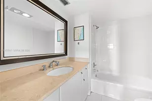 2780 NE 183rd St, Aventura, FL 33160 - Photo 17