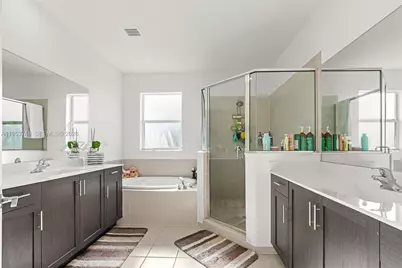 1388 SE 27th Ter, Homestead, FL 33035 - Photo 23