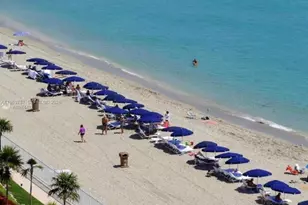 1000 Parkview Dr, Hallandale Beach, FL 33009 - Photo 29