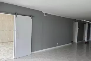 1000 Parkview Dr, Hallandale Beach, FL 33009 - Photo 9