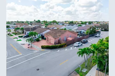 1002 SW 142nd Ct, Miami, FL 33184 - Photo 35