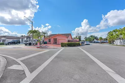 1002 SW 142nd Ct, Miami, FL 33184 - Photo 31