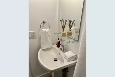 126 Mendoza Ave #2, Coral Gables, FL 33134 - Photo 17
