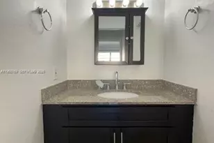 1015 NW 45th Ave, Miami, FL 33126 - Photo 9