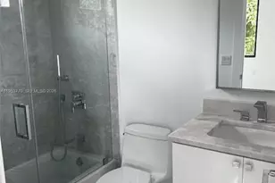 2 Hough Dr, Miami Springs, FL 33166 - Photo 21