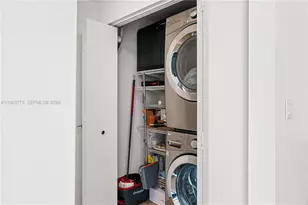 90 SW 3rd St, Miami, FL 33130 - Photo 13